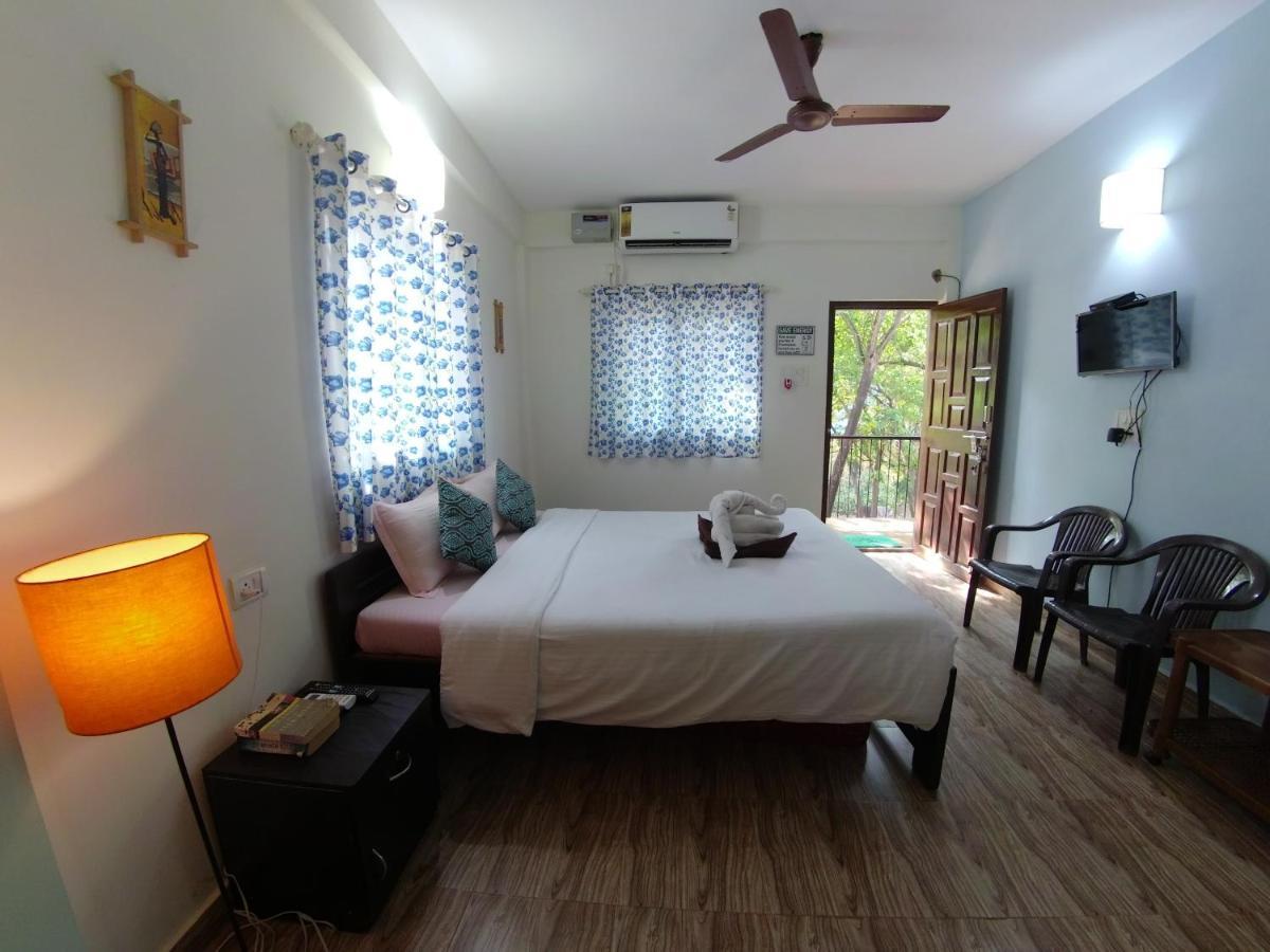 Spectrum Hub Beach Side Studio Apartment - Candolim - Goa Экстерьер фото